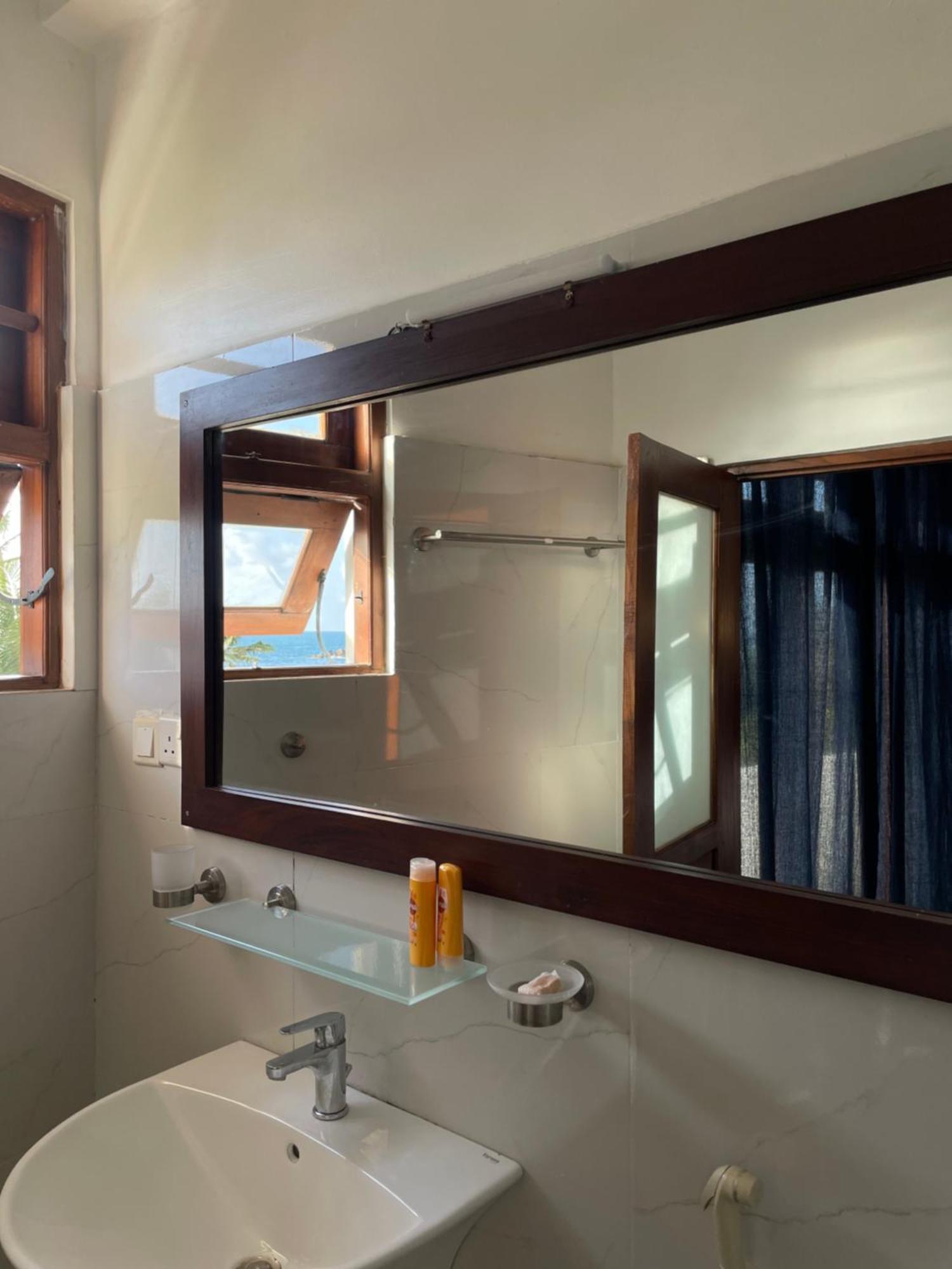 Ruma Surf Hotel Ahangama Pokoj fotografie
