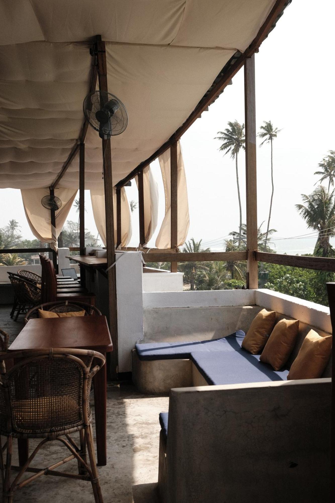 Ruma Surf Hotel Ahangama Exteriér fotografie